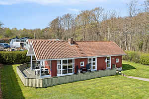 Hyggeligt sommerhus nær skov og strand