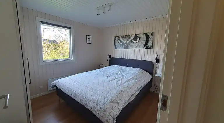 Rummeligt sommerhus tæt på Enebærodde