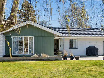 Dyrholmen 49