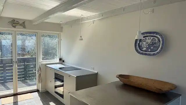 Helles und schönes Ferienhaus direkt am Wasser