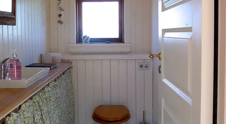 Helles und schönes Ferienhaus direkt am Wasser