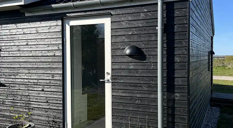 Rummeligt sommerhus på Bogø