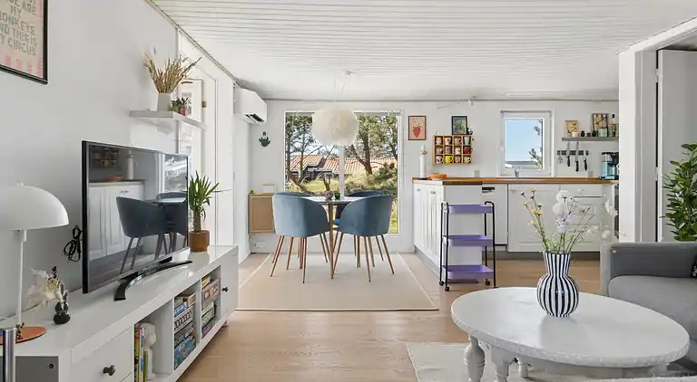 Dejligt sommerhus ved Vorupør Strand