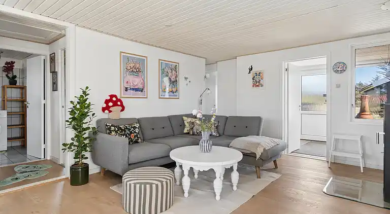 Dejligt sommerhus ved Vorupør Strand