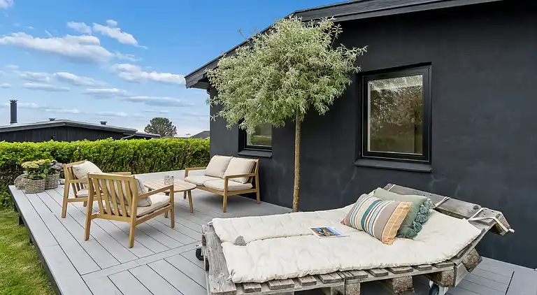 Charmerende sommerhus med udsigt til Østersøen