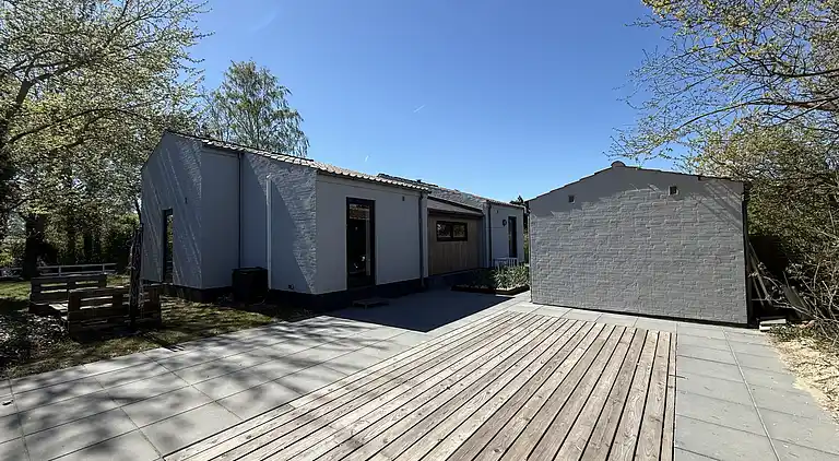 Moderne sommerhus med topbeliggenhed i Marielyst