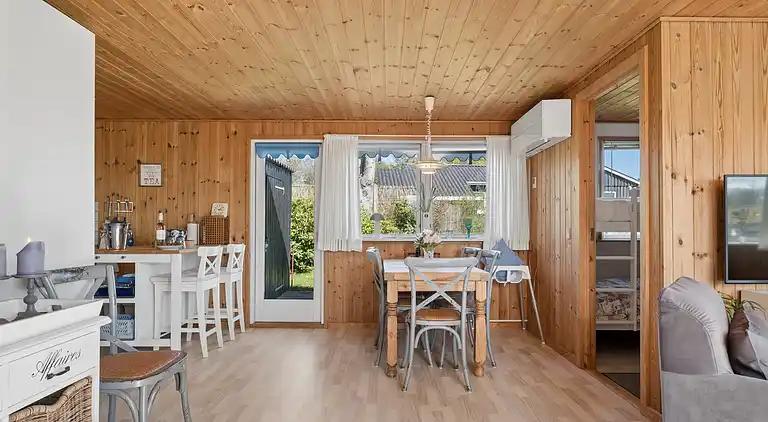 "Det Gode Liv" i original sommerhushygge