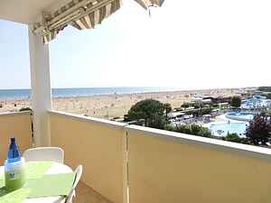 Embrace the beach life in our functional studio