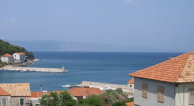 Apartment Jelsa / Hvar